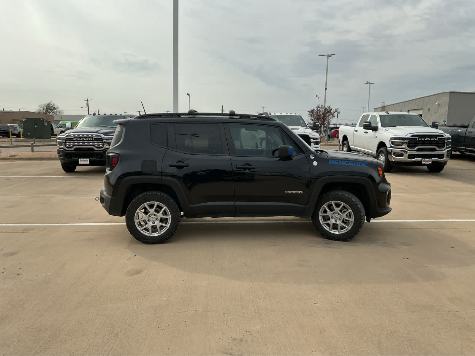 Used Car 2022 Jeep Renegade  Latitude For Sale Under $20,000 In Waco, Texas
