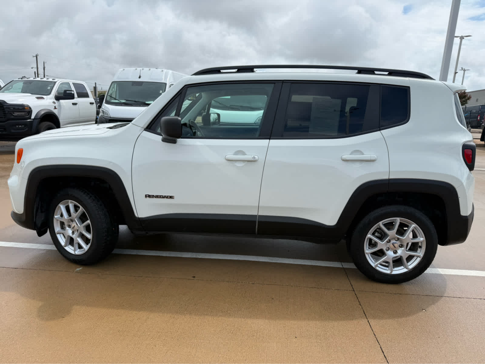 Used Car 2023 Jeep Renegade  Latitude For Sale Under $25,000 In Waco, Texas