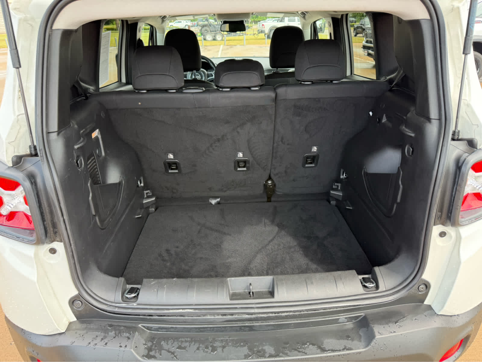 Used Car 2023 Jeep Renegade  Latitude For Sale Under $25,000 In Waco, Texas