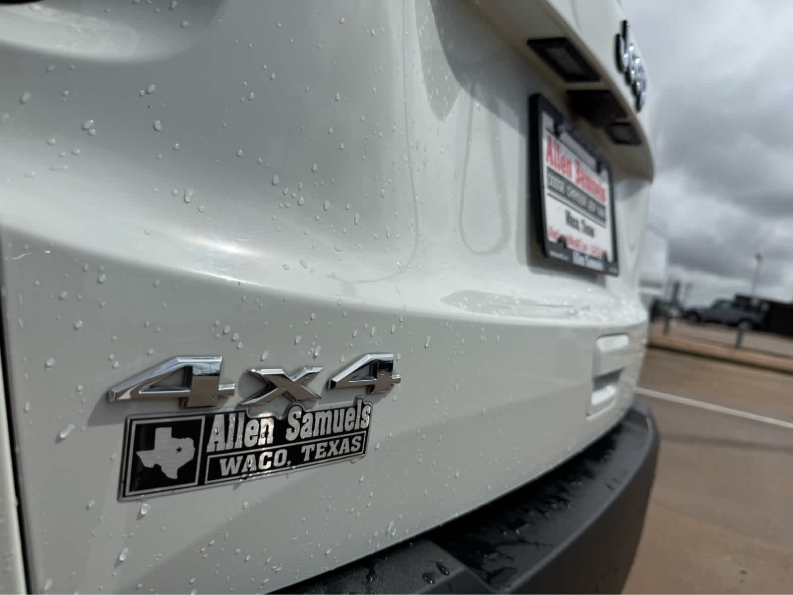 Used Car 2023 Jeep Renegade  Latitude For Sale Under $25,000 In Waco, Texas