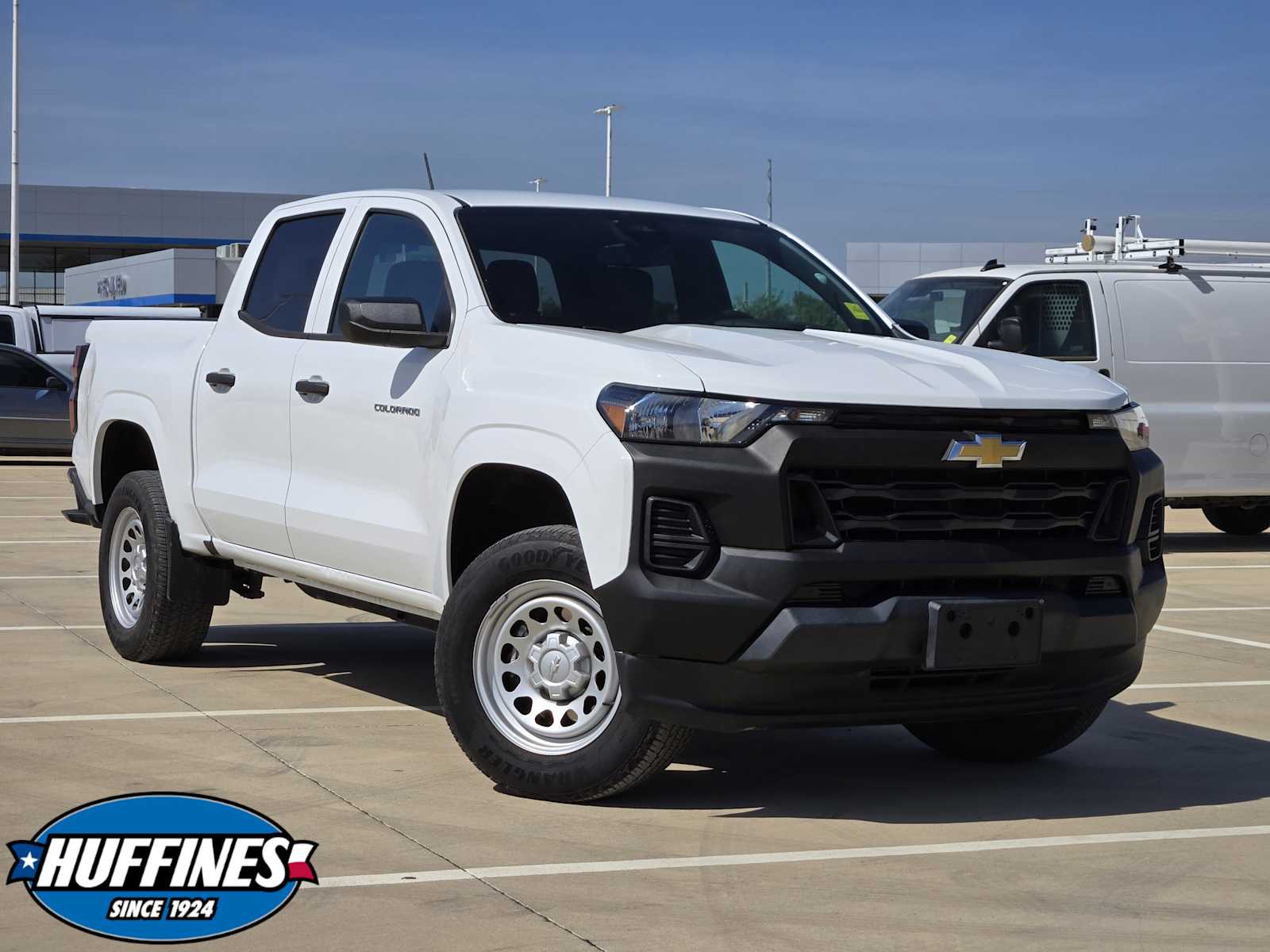 Summit White 2023 Chevrolet Colorado Work Truck Crew Cab RWD Pickup Truck 4X2 8-Speed Automatic