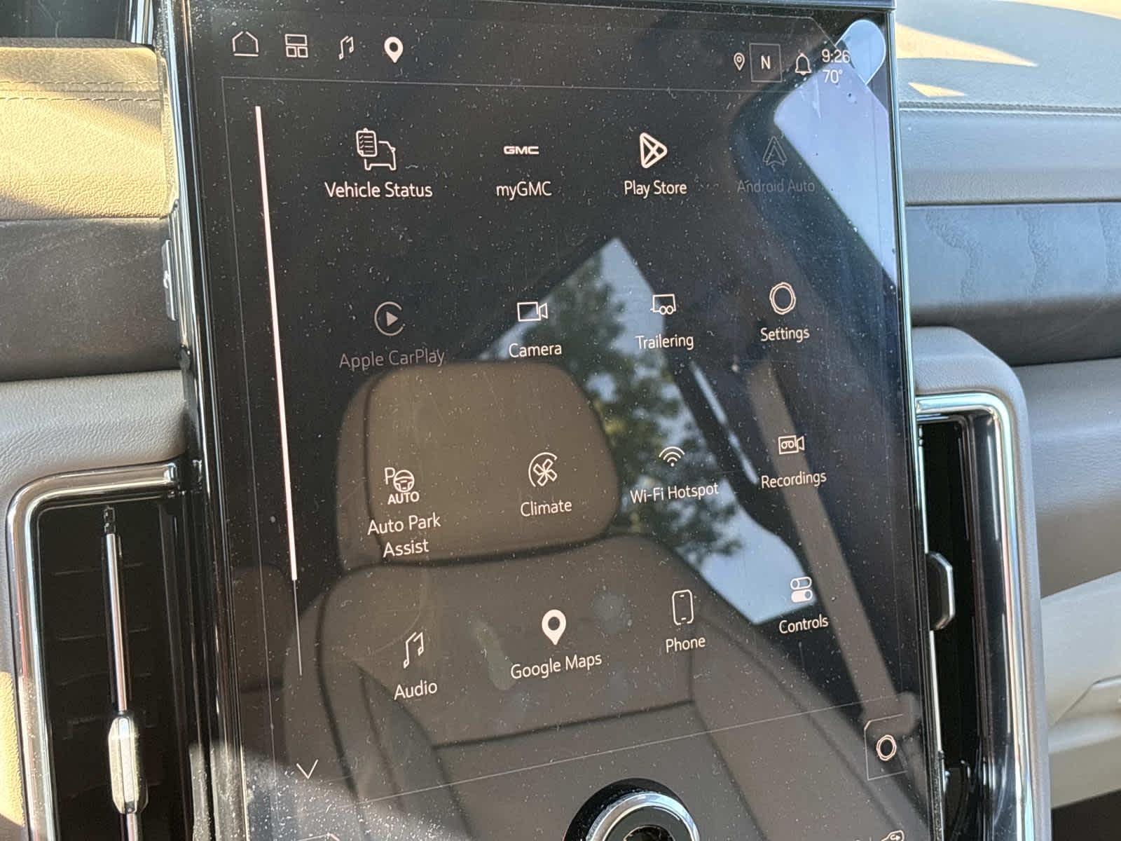 2026 GMC Yukon Denali - Photo 17