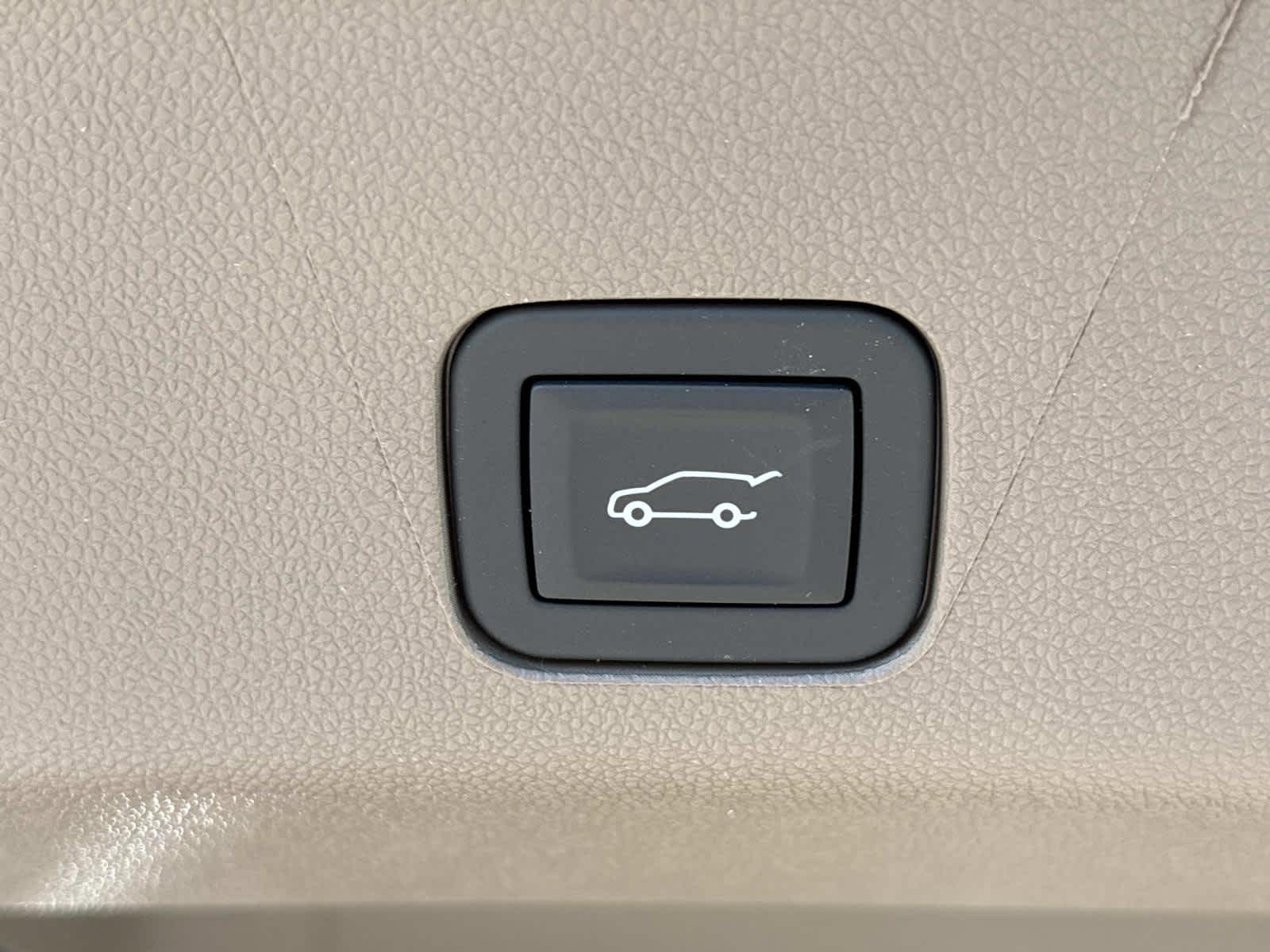 2026 GMC Yukon Denali - Photo 37