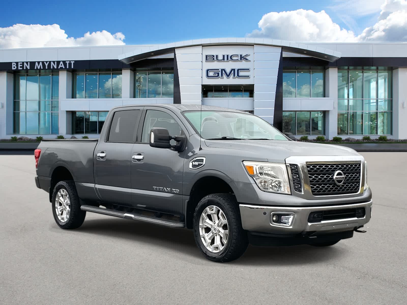2016 Nissan Titan XD SV Crew Cab 4WD