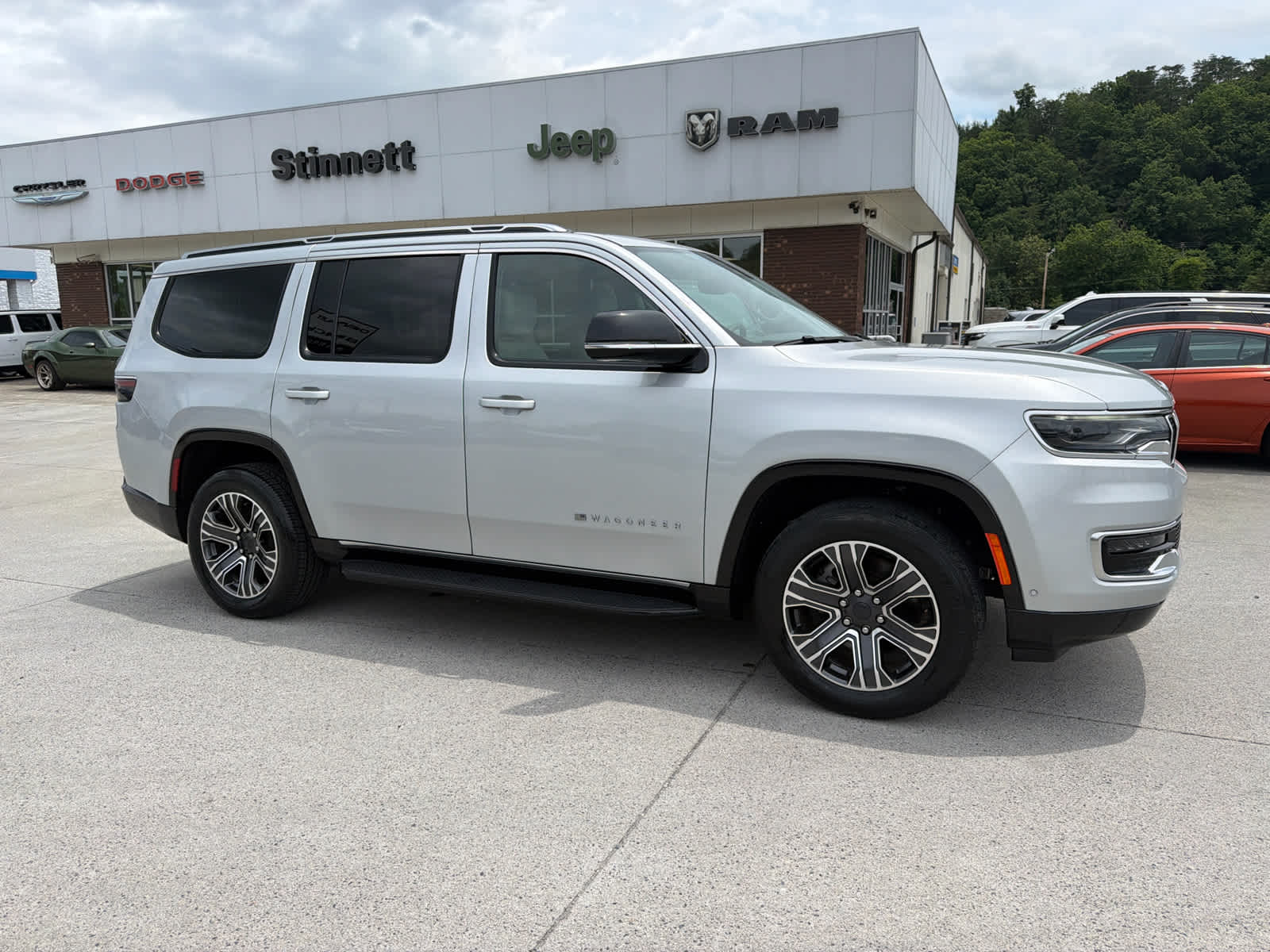 2024 Jeep Wagoneer #2
