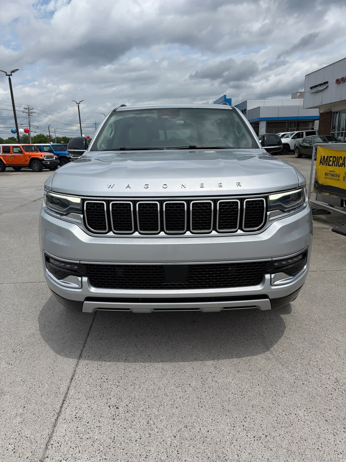 2024 Jeep Wagoneer #3