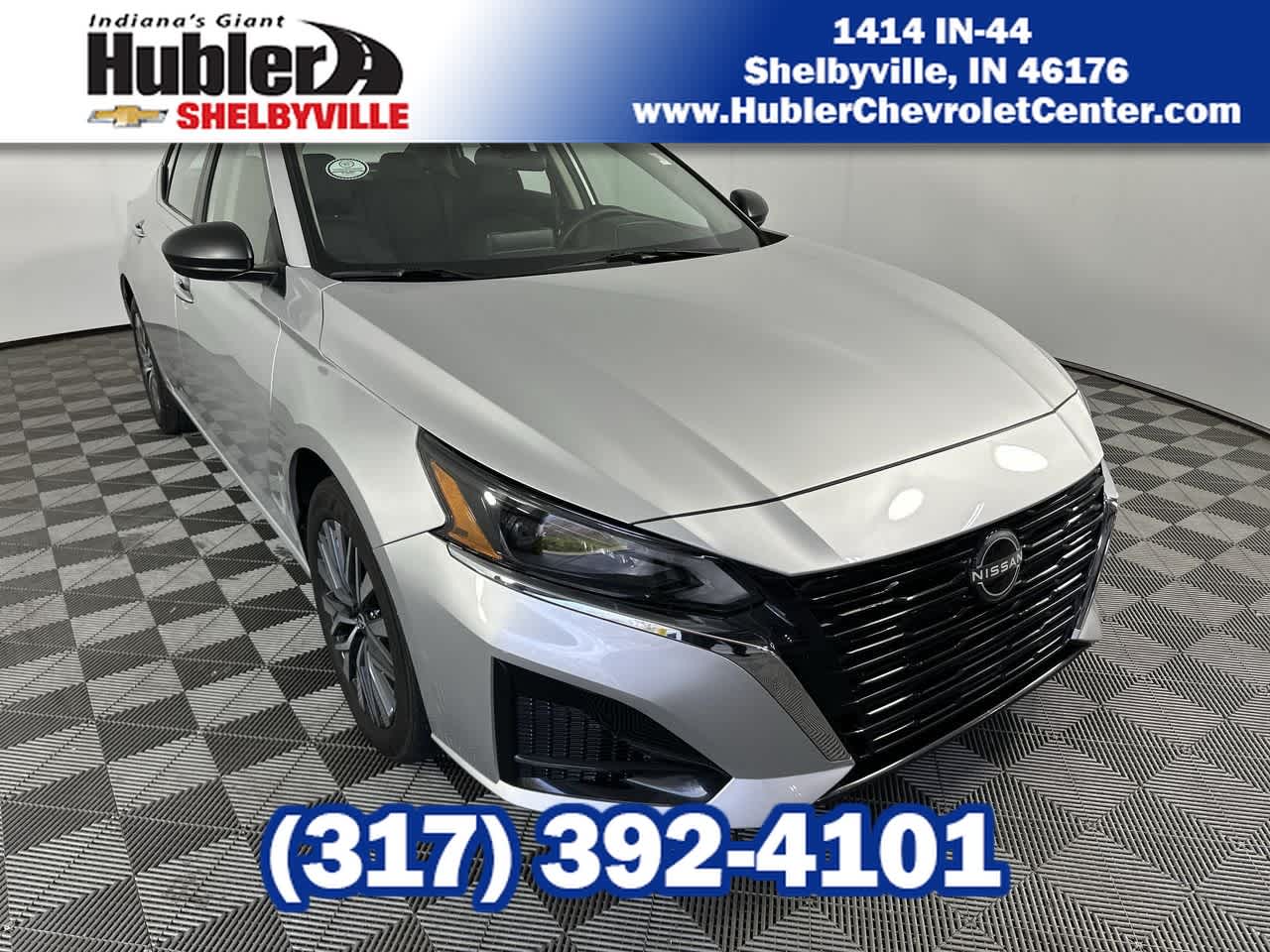 Brilliant Silver Metallic 2024 Nissan Altima 2.5 SV AWD Sedan All-Wheel Drive Continuously Variable Transmission