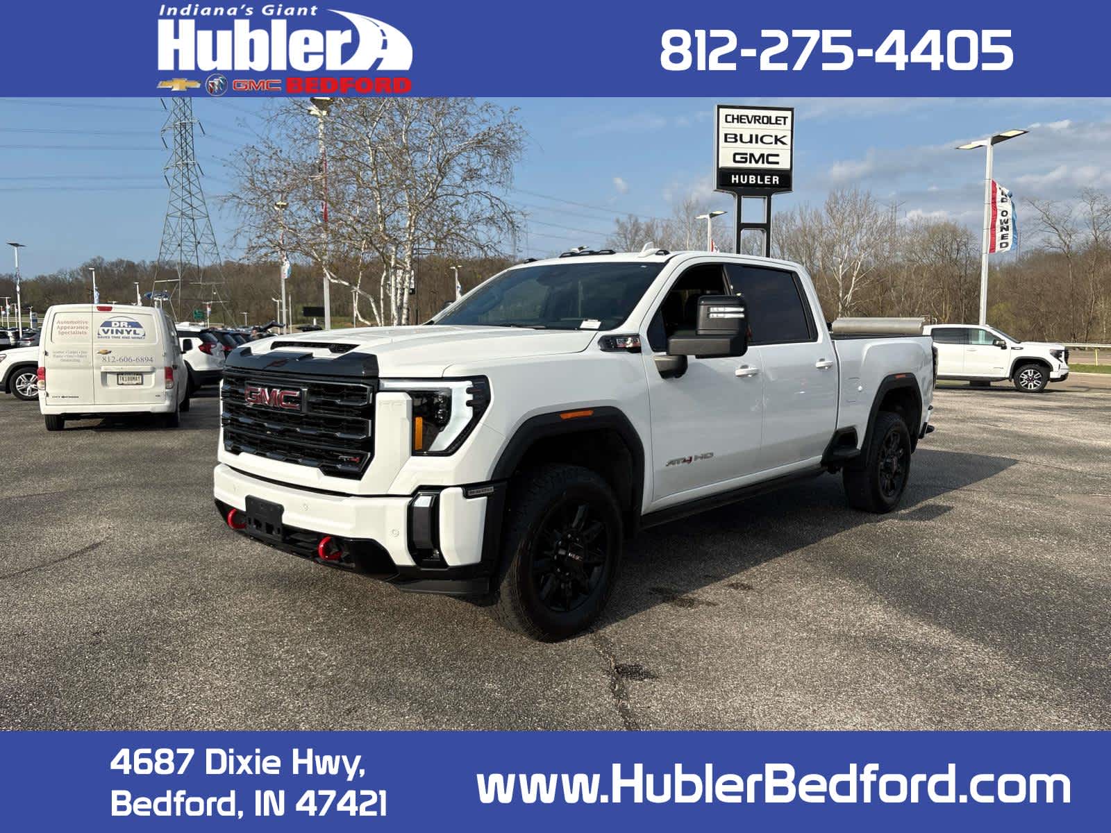 Summit White 2024 GMC Sierra 2500HD AT4 Crew Cab 4WD Pickup Truck Four-Wheel Drive Automatic
