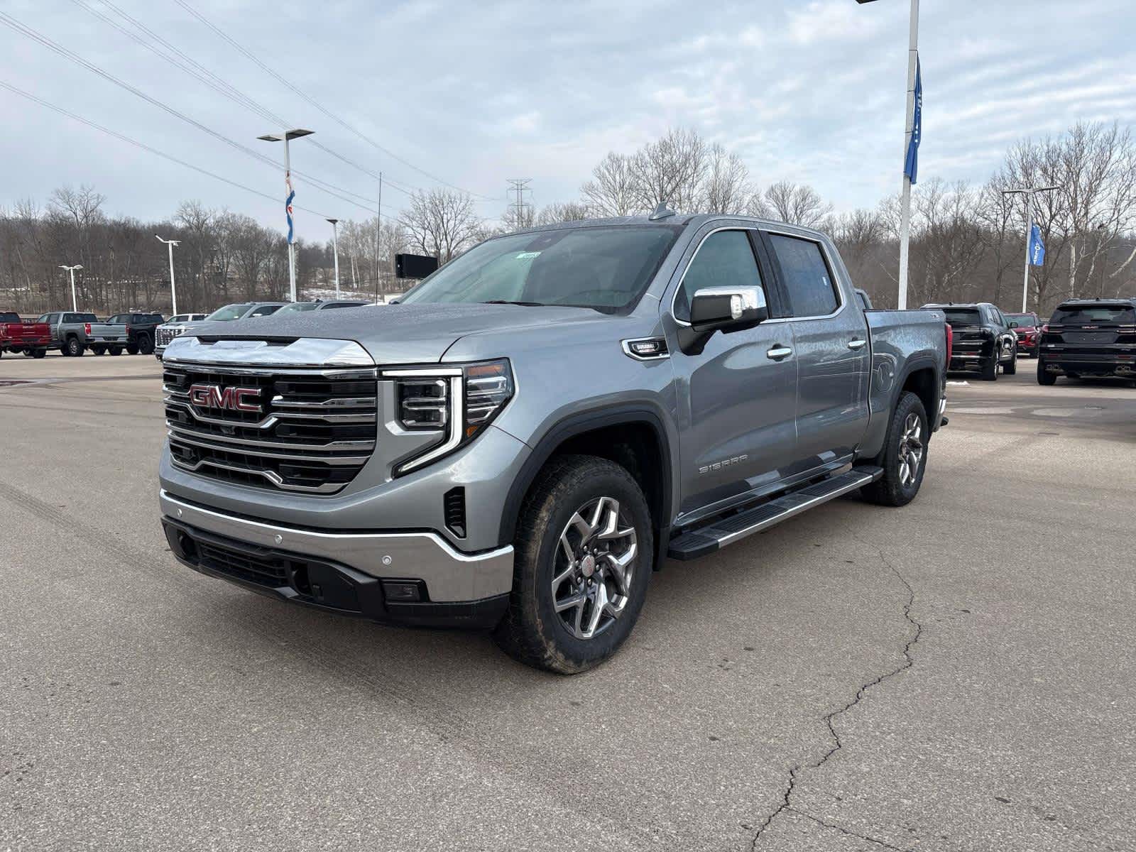2026 GMC Sierra 1500 SLT Crew Cab 4WD