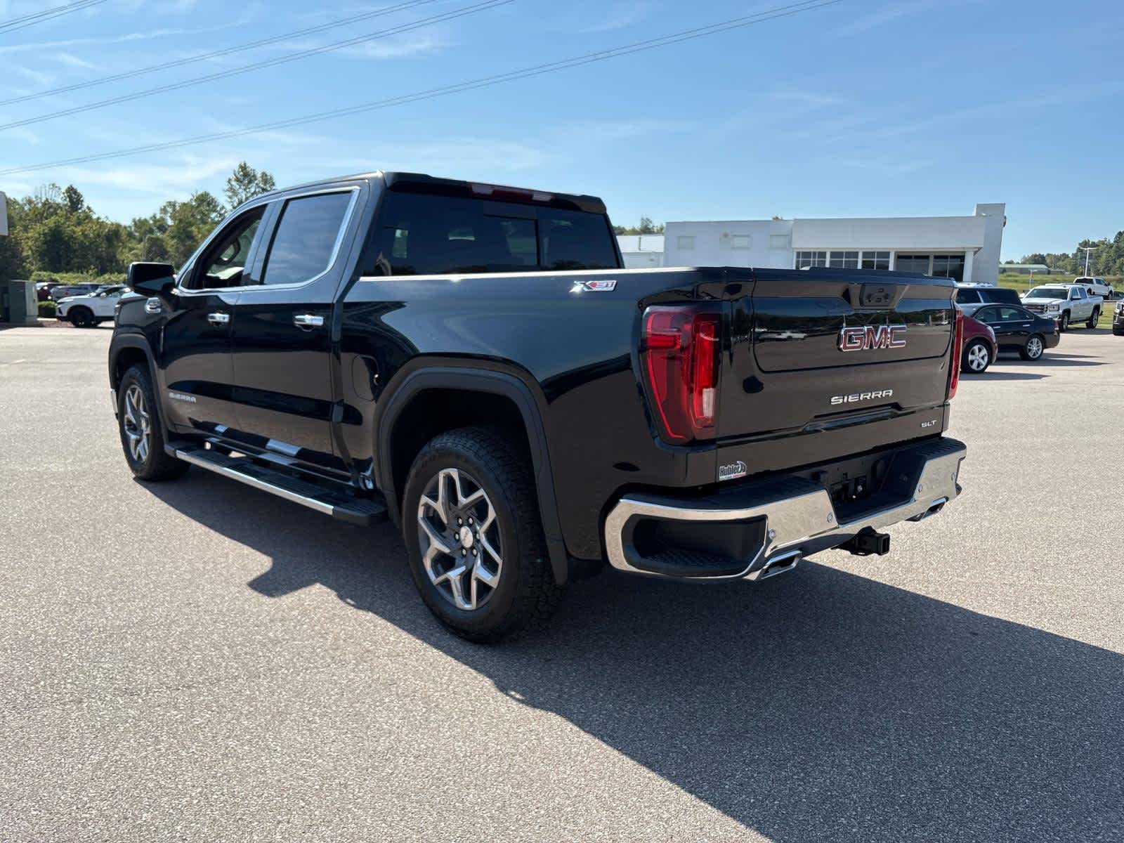 Onyx Black 2026 GMC Sierra 1500 Pickup Truck Four-Wheel Drive Automatic