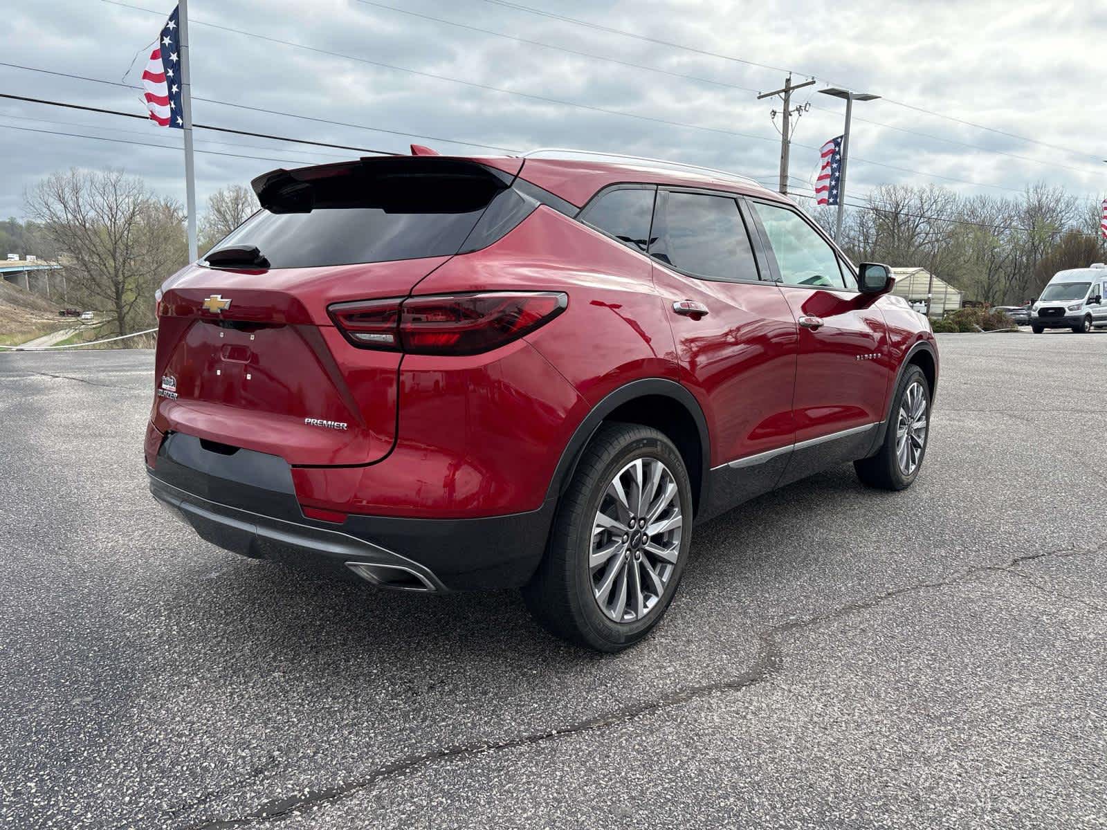 View vehicle photo 6