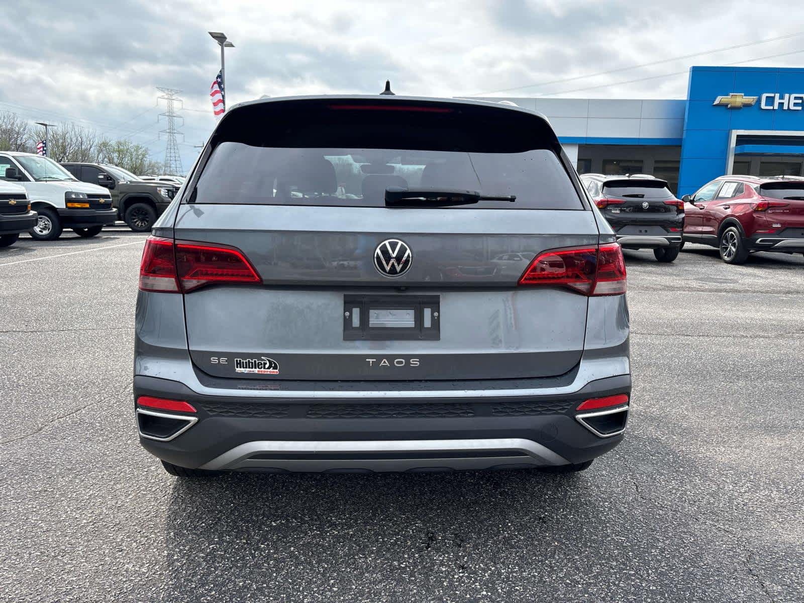 View vehicle photo 4