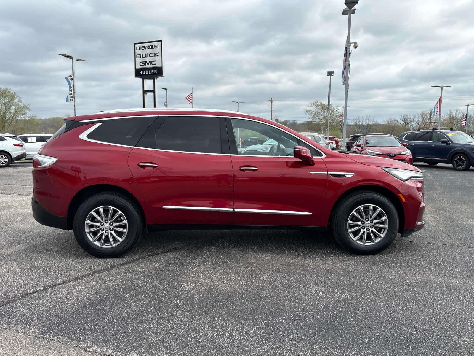 View vehicle photo 7