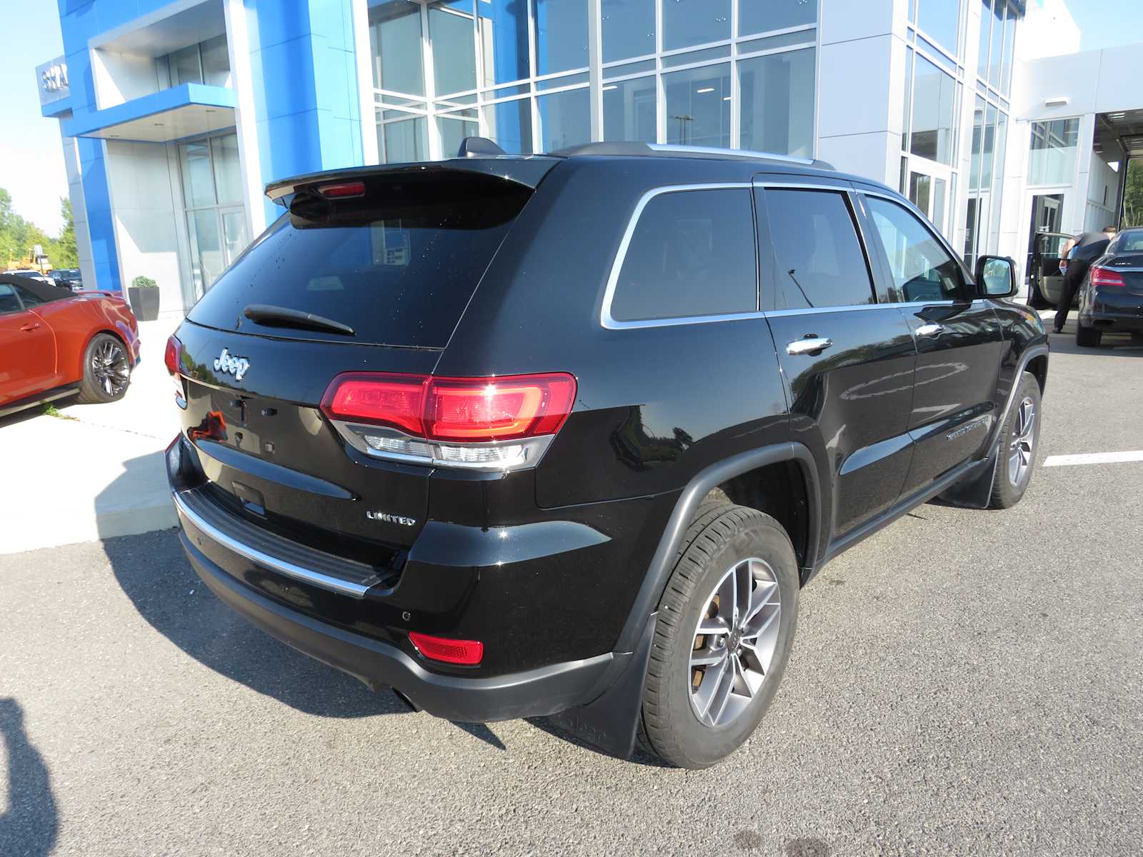 2021 Jeep Grand Cherokee Limited 3