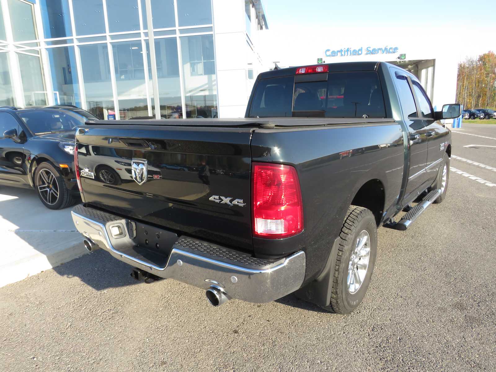 2015 Ram 1500 Big Horn 4WD Quad Cab 140.5 4