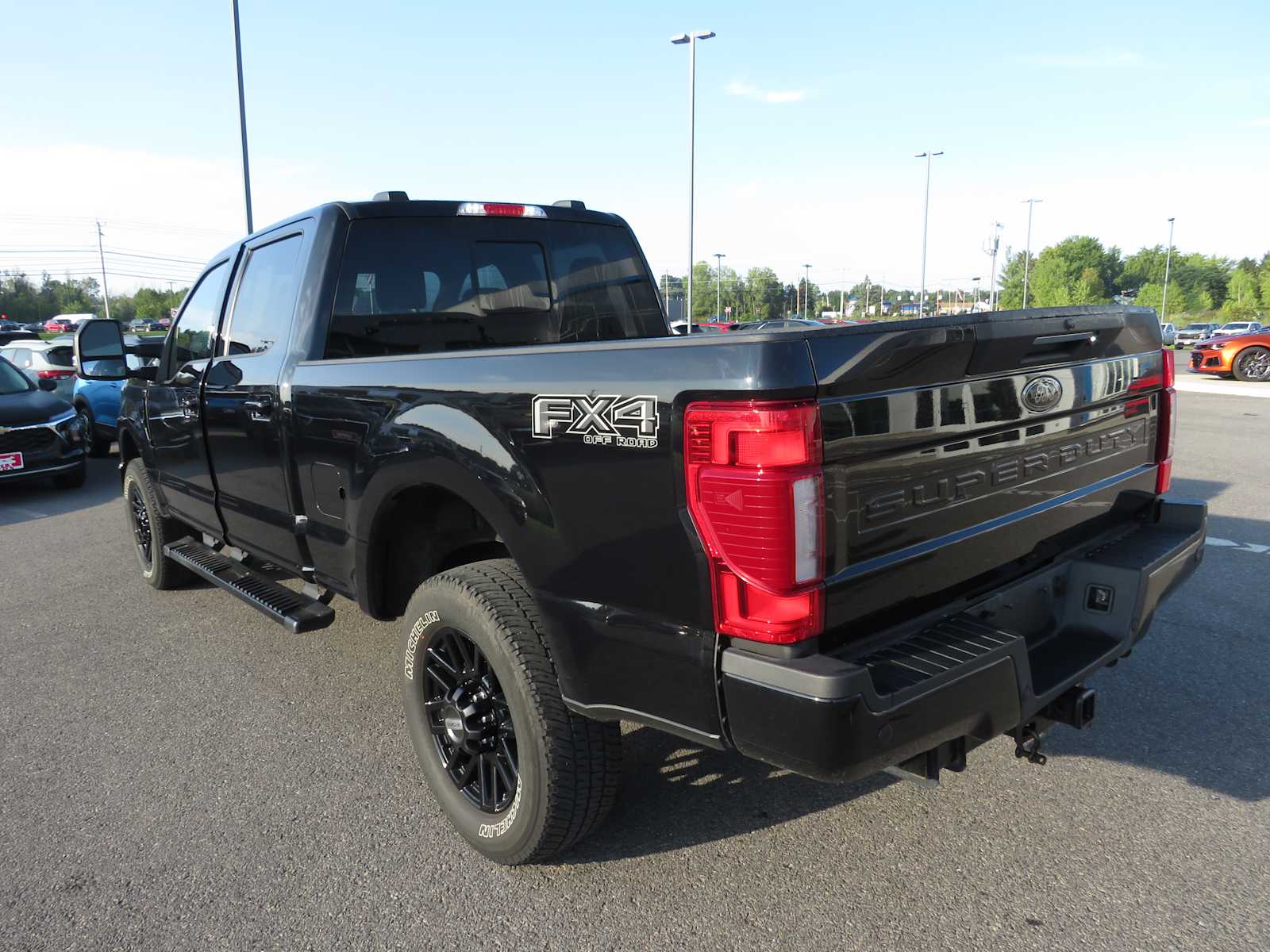 2021 Ford Super Duty F-250 SRW LARIAT 4WD Crew Cab 6.75 Box 9