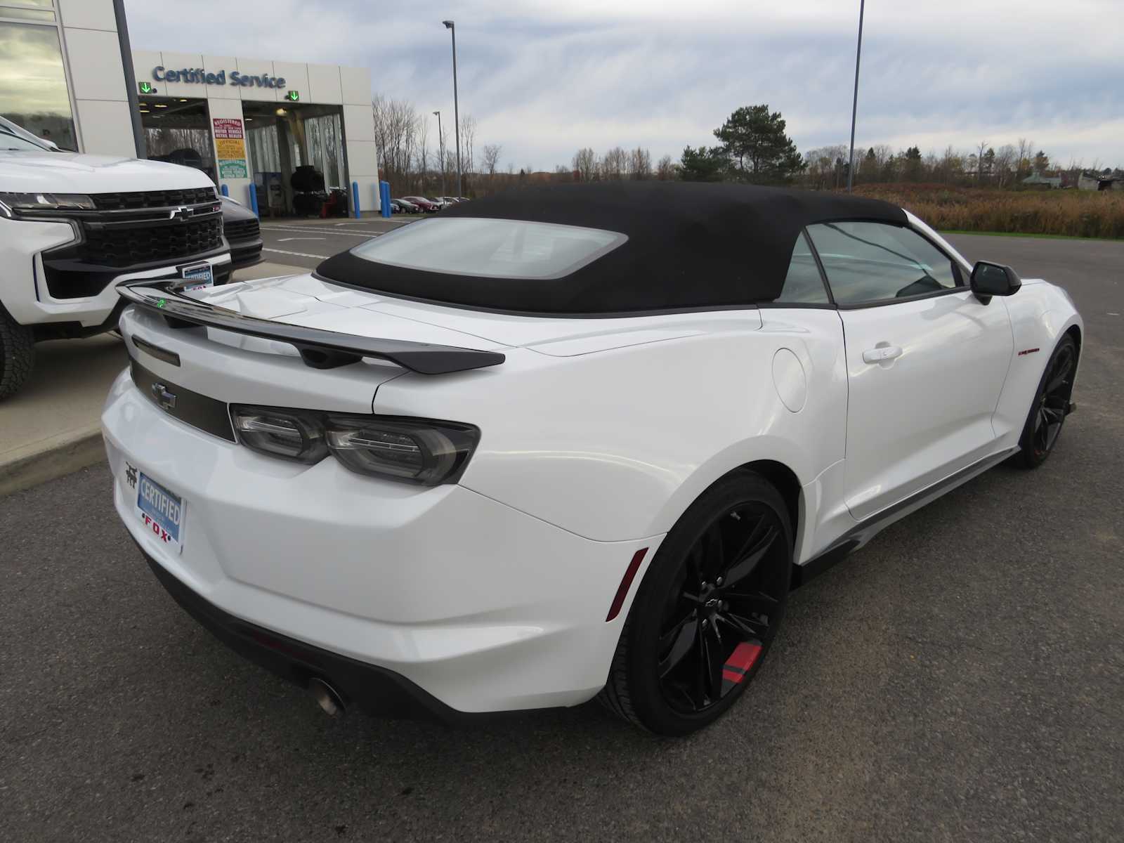 2022 Chevrolet Camaro LT1 4