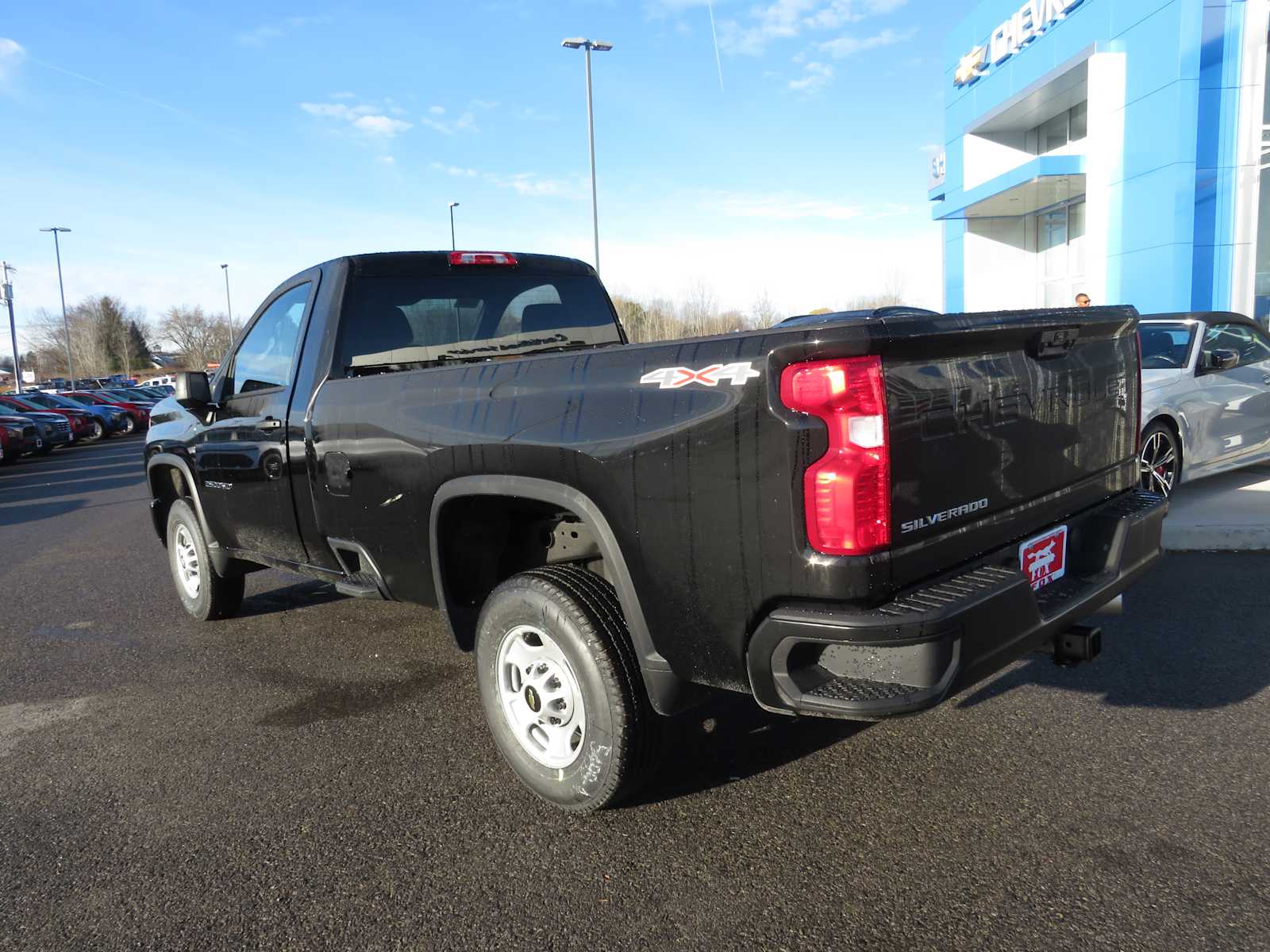 2025 Chevrolet Silverado 2500HD Work Truck 4WD Reg Cab 142 8