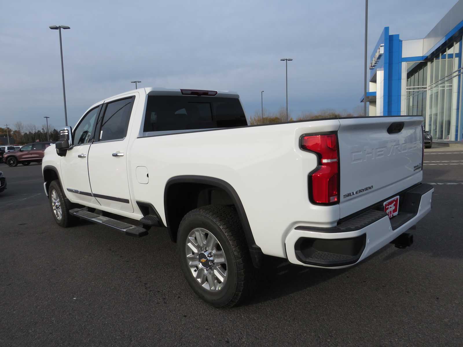 2025 Chevrolet Silverado 2500HD High Country 4WD Crew Cab 159 10