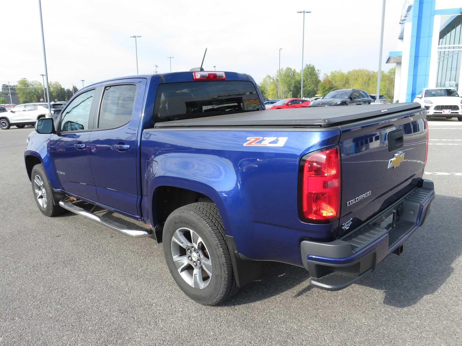 2015 Chevrolet Colorado 4WD Z71 Crew Cab 128.3 8