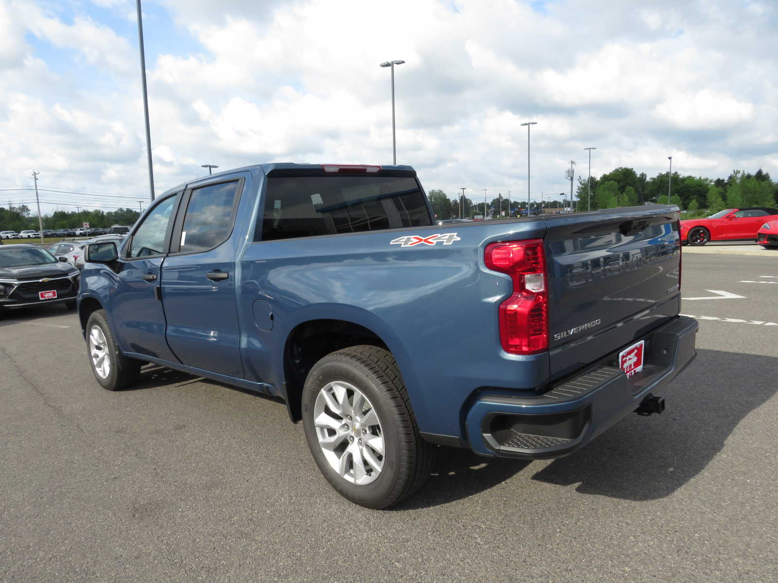 2024 Chevrolet Silverado 1500 Custom 4WD Crew Cab 147 10