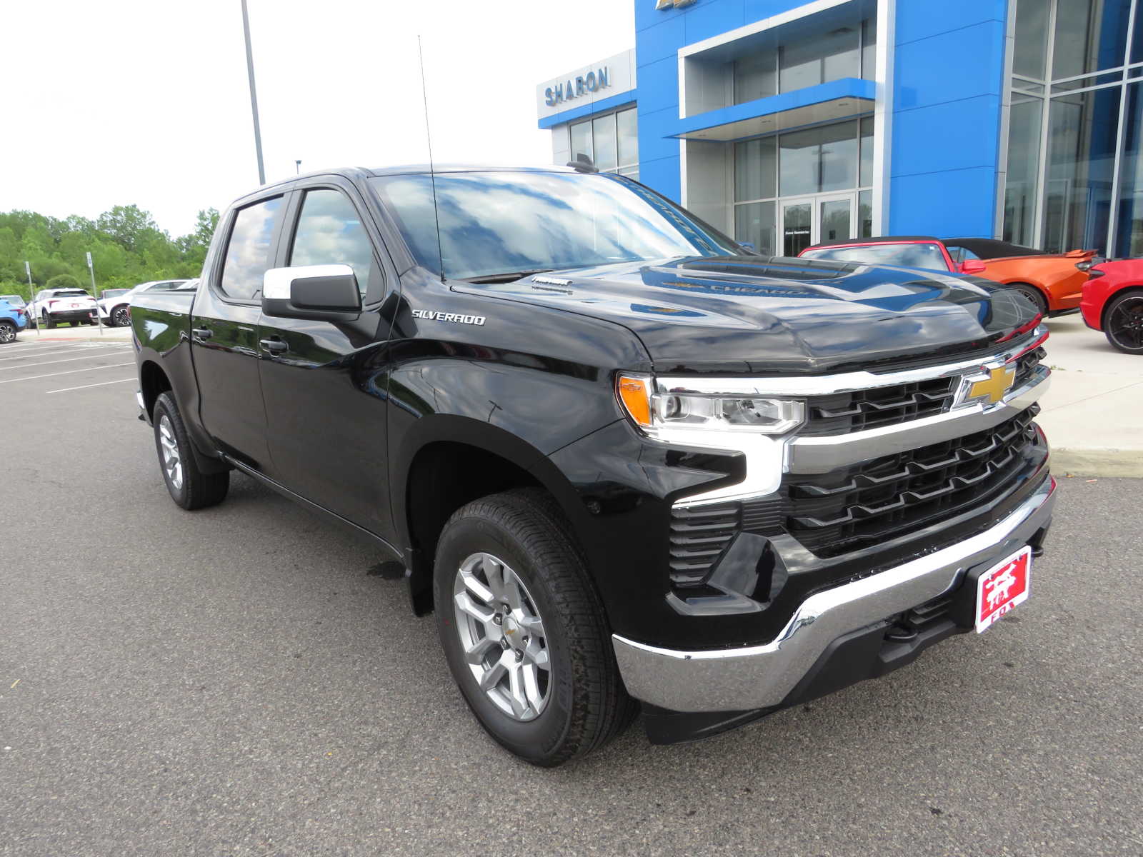 2024 Chevrolet Silverado 1500 LT 3