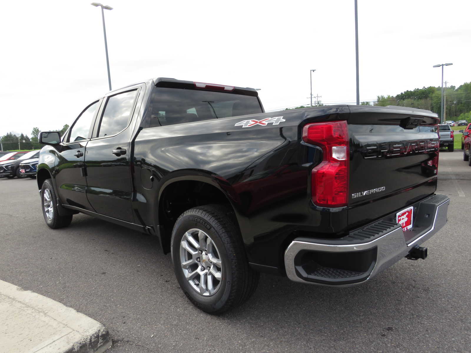 2024 Chevrolet Silverado 1500 LT 9