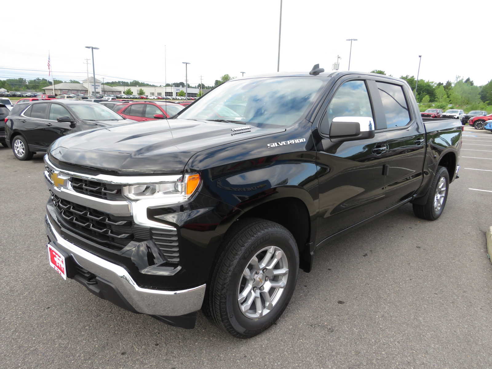 2024 Chevrolet Silverado 1500 LT 8