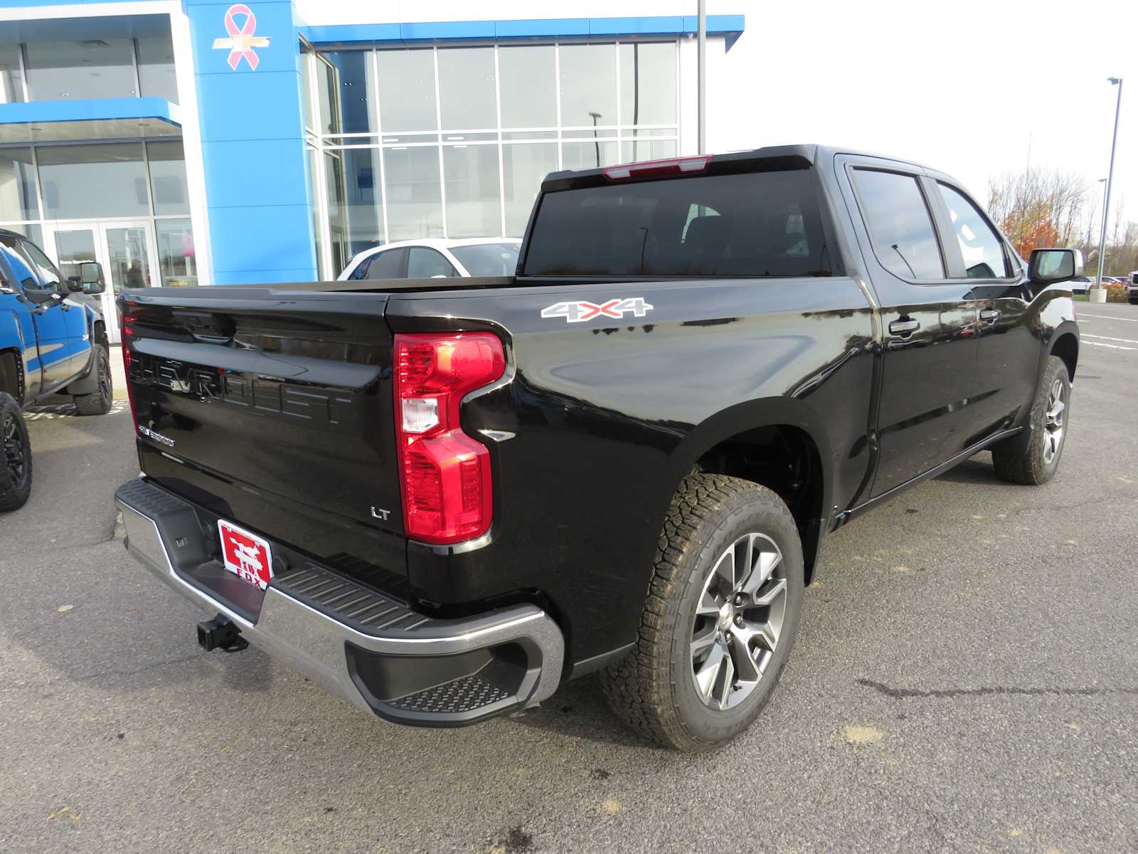 2025 Chevrolet Silverado 1500 LT 4WD Crew Cab 147 3