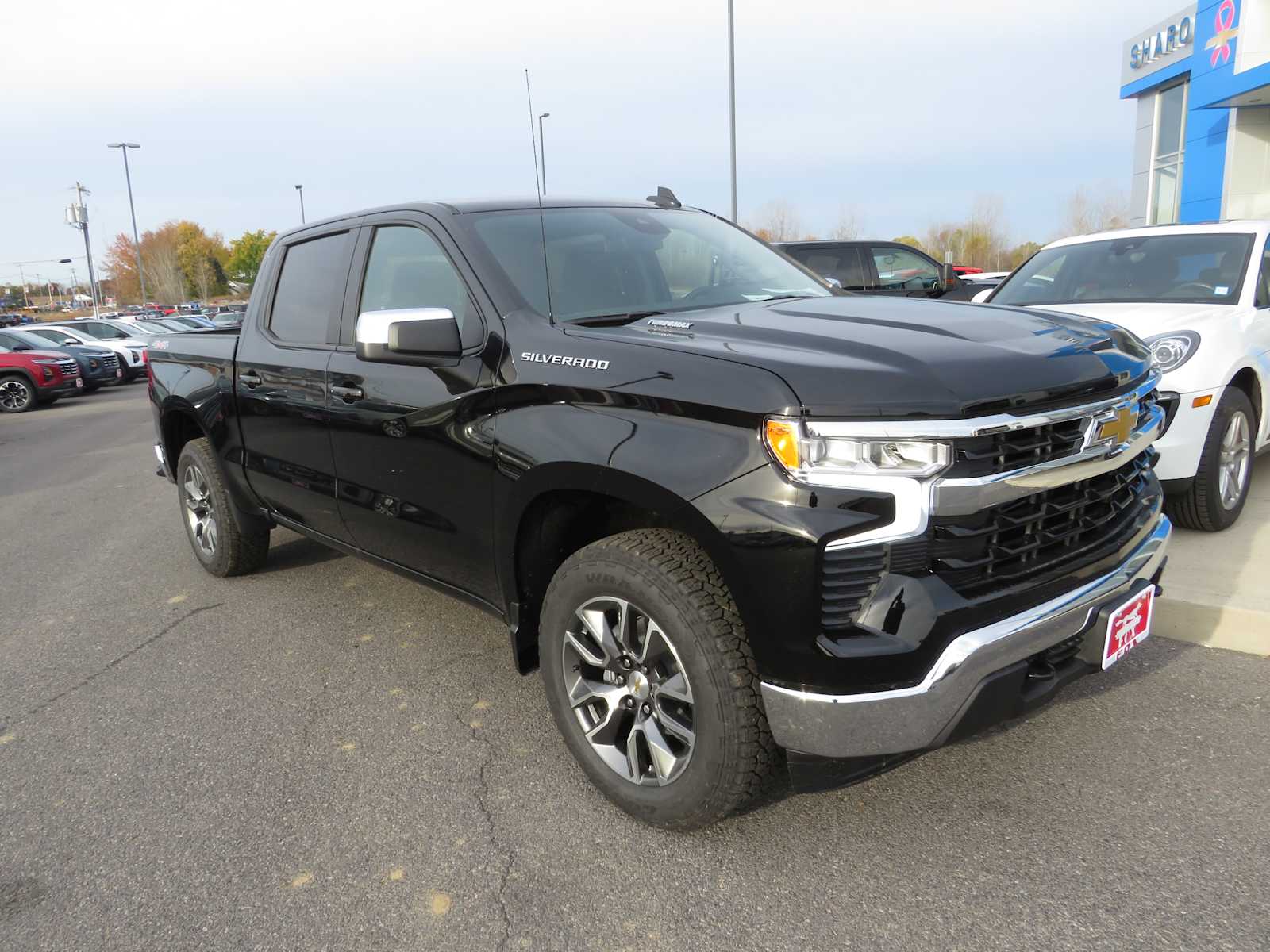 2025 Chevrolet Silverado 1500 LT 4WD Crew Cab 147 2