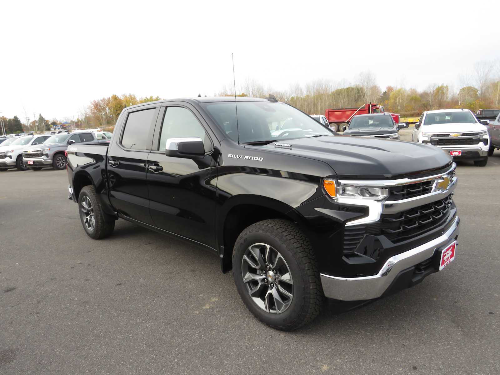 2025 Chevrolet Silverado 1500 LT 4WD Crew Cab 147 16