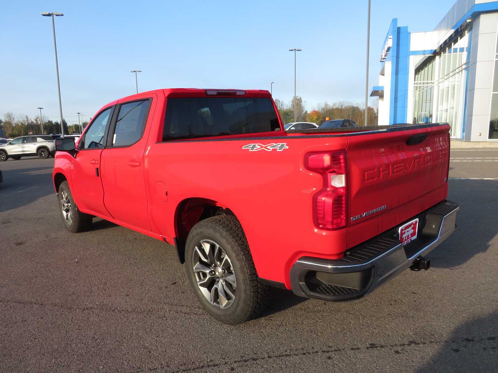 2025 Chevrolet Silverado 1500 LT 4WD Crew Cab 147 8