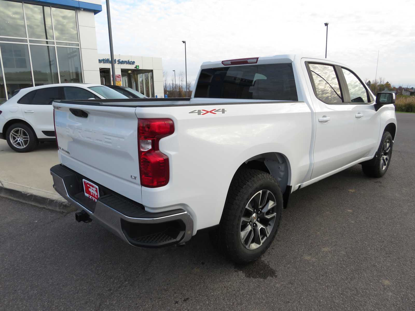 2025 Chevrolet Silverado 1500 LT 4WD Crew Cab 147 3