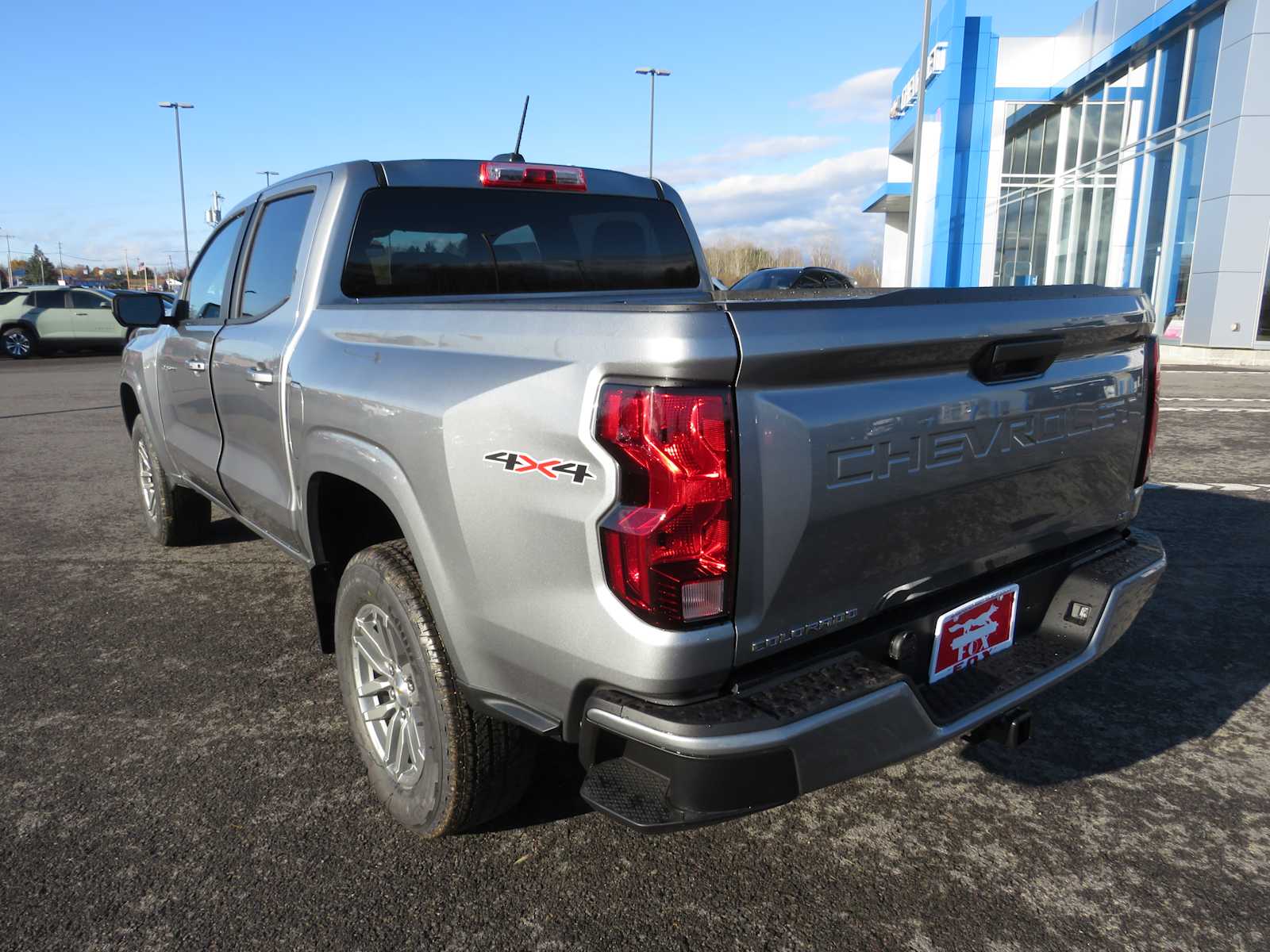 2024 Chevrolet Colorado 4WD LT Crew Cab 9