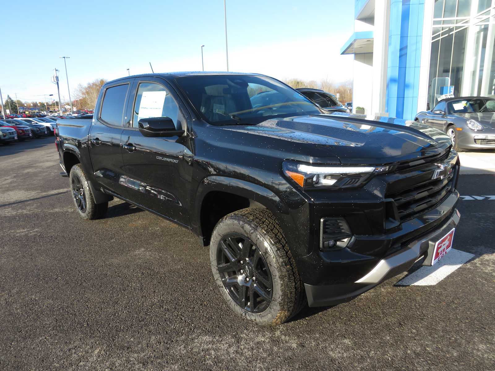 2024 Chevrolet Colorado 4WD Z71 Crew Cab 2