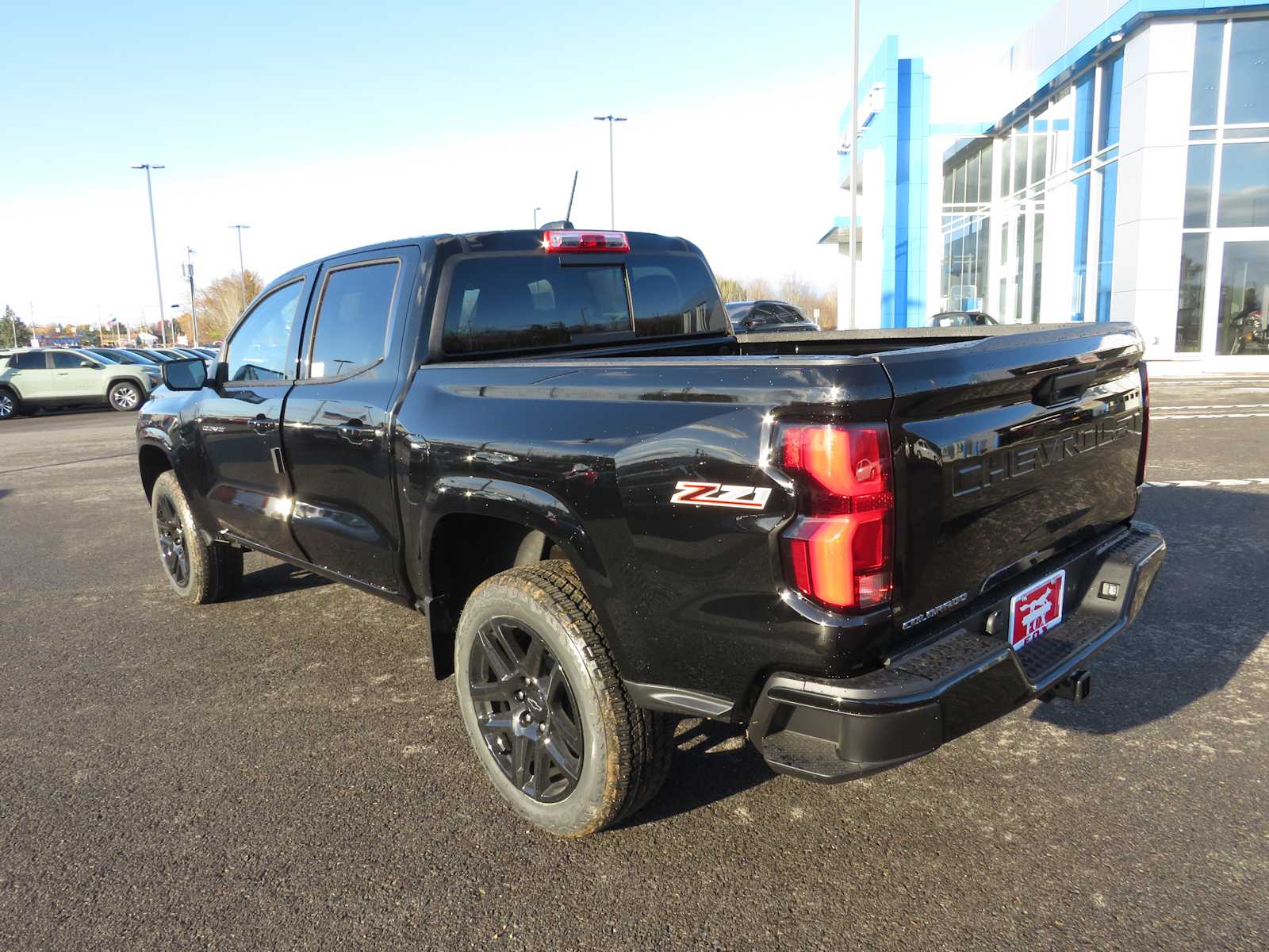 2024 Chevrolet Colorado 4WD Z71 Crew Cab 8