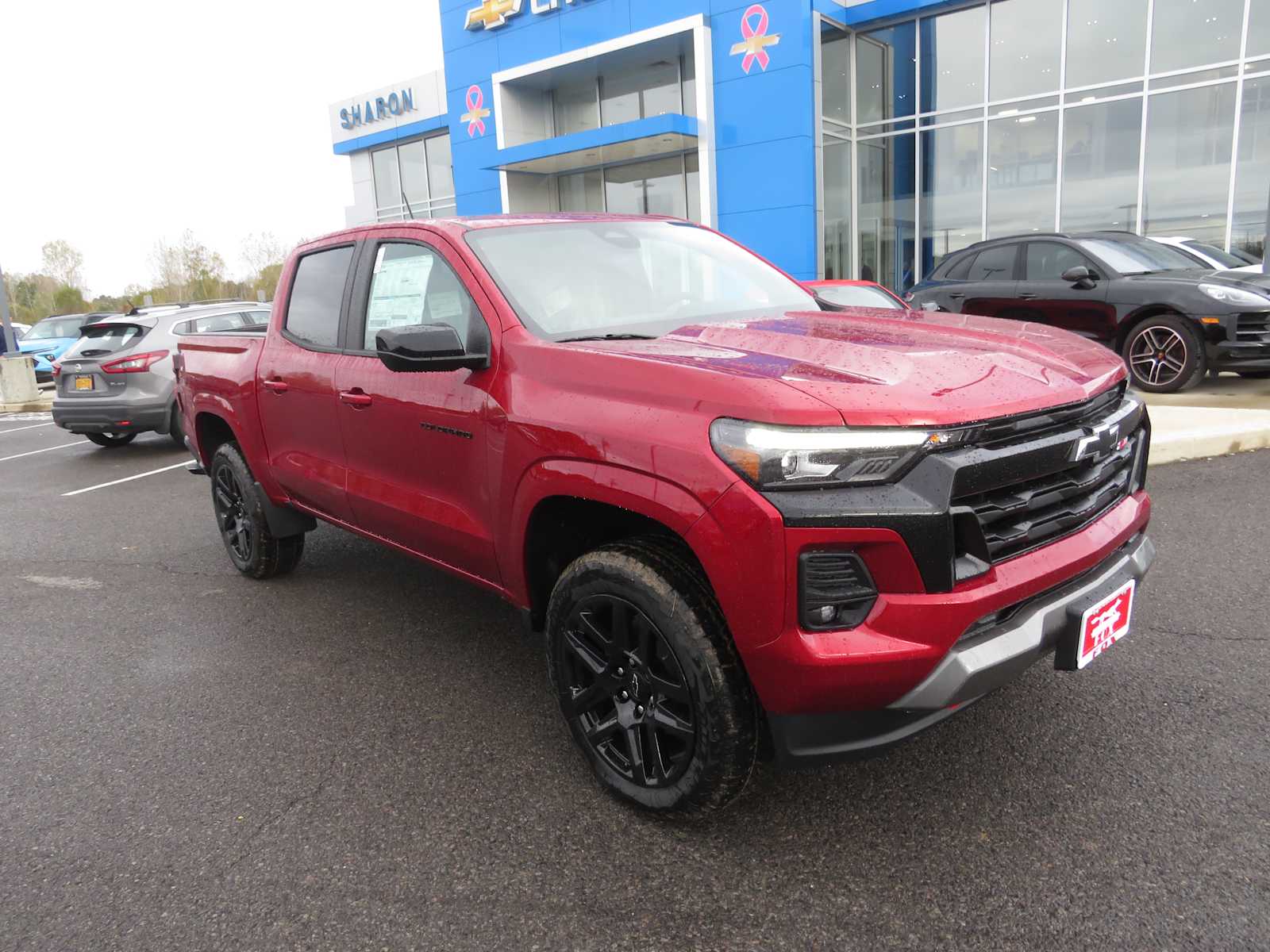 2024 Chevrolet Colorado 4WD Z71 Crew Cab 2