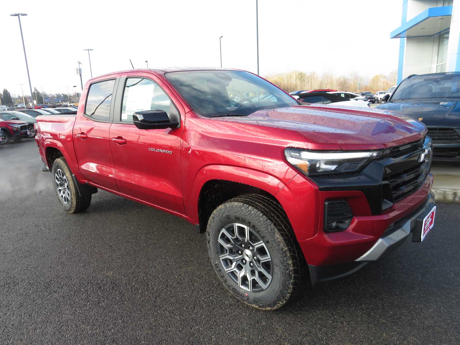 2024 Chevrolet Colorado 4WD Z71 Crew Cab 2