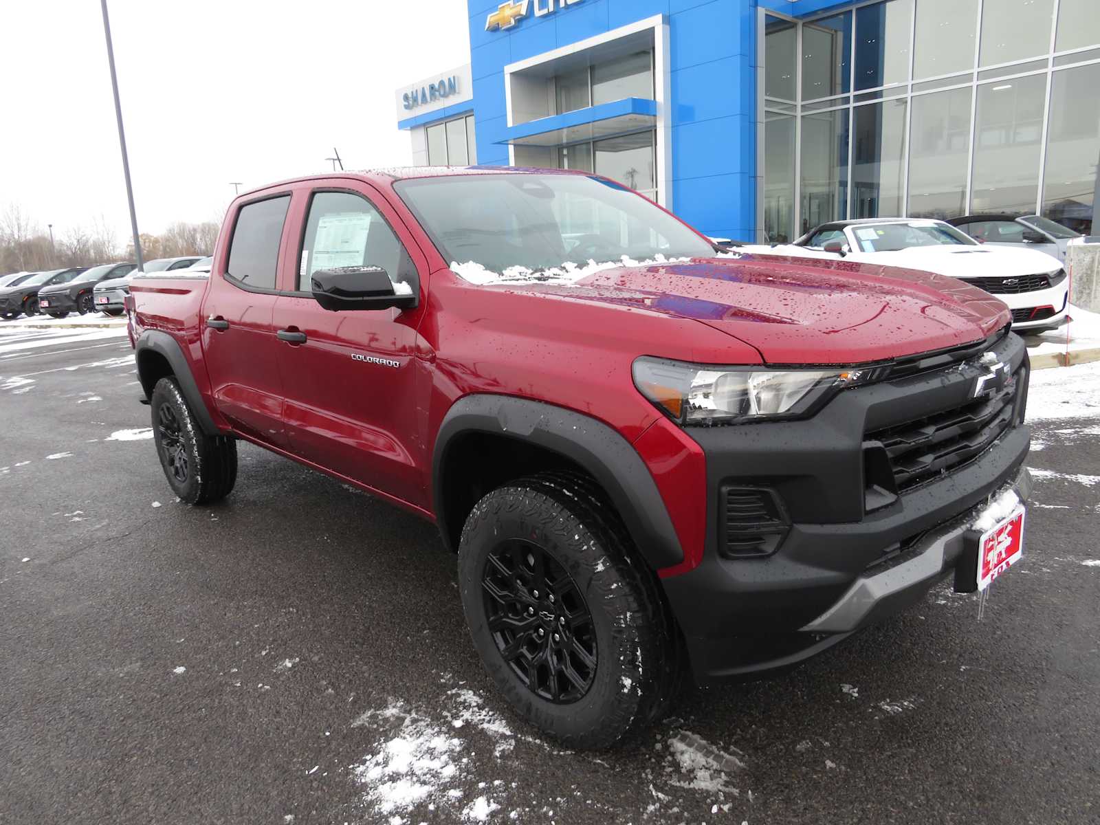 2024 Chevrolet Colorado 4WD Trail Boss Crew Cab 2