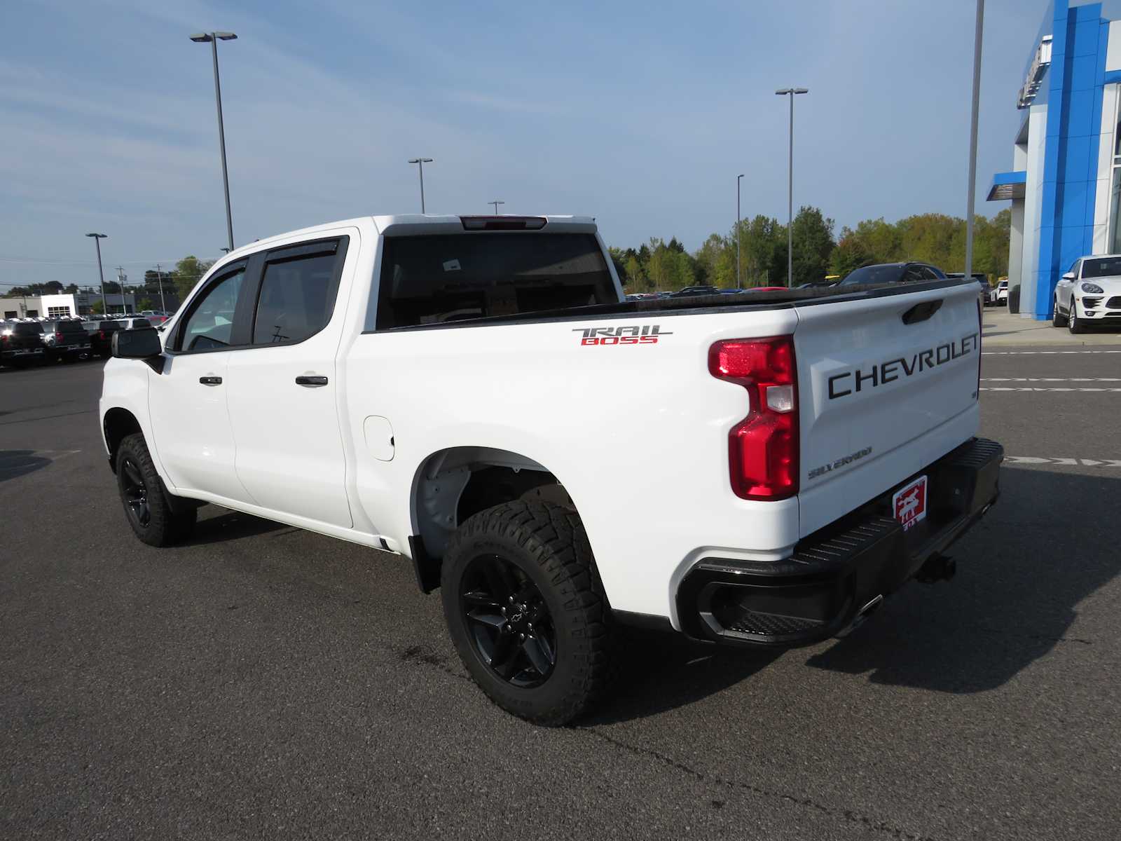 2021 Chevrolet Silverado 1500 LT Trail Boss 4WD Crew Cab 147 9