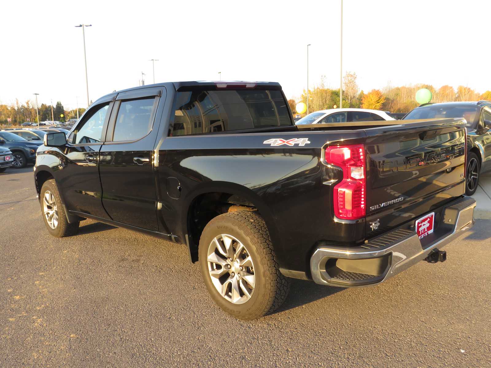 2022 Chevrolet Silverado 1500 LTD LT 4WD Crew Cab 147 8