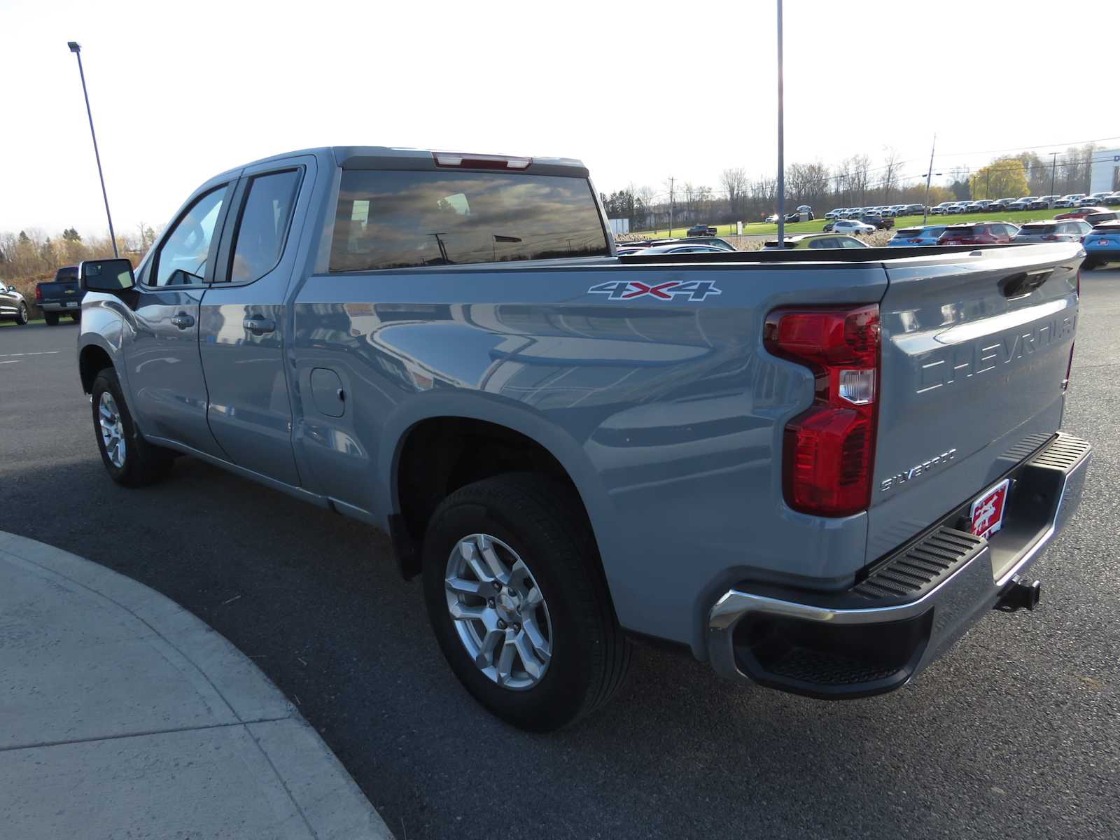 2024 Chevrolet Silverado 1500 LT 4WD Double Cab 147 8