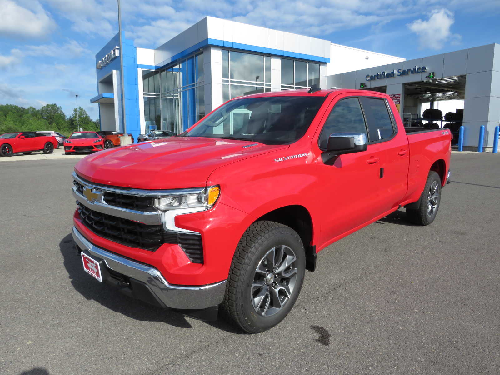 2024 Chevrolet Silverado 1500 LT 4WD Double Cab 147 8