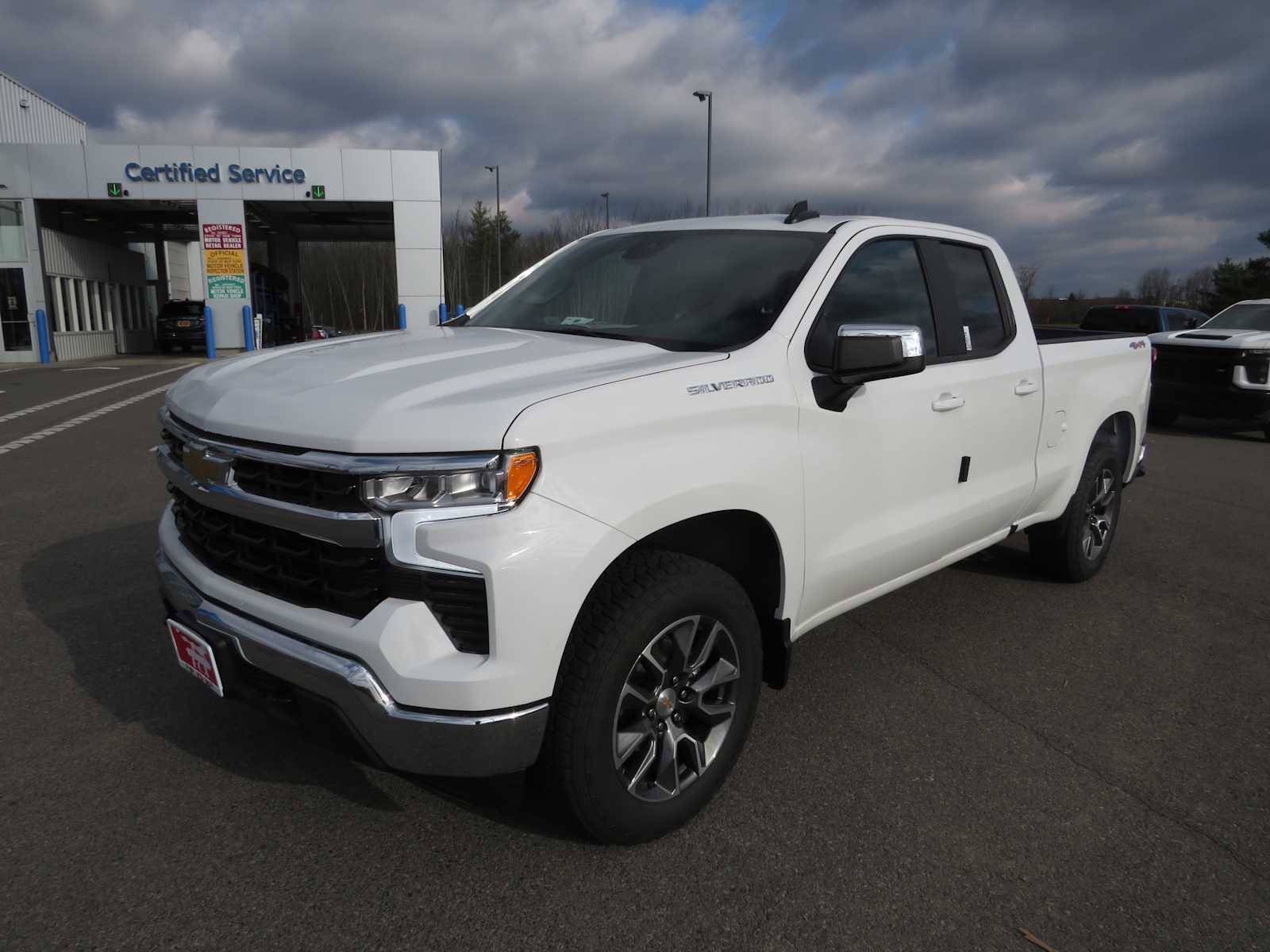 2025 Chevrolet Silverado 1500 LT 4WD Double Cab 147 7