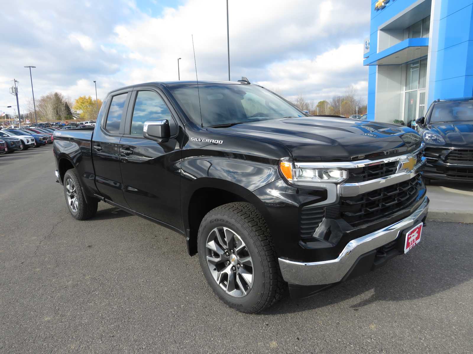 2025 Chevrolet Silverado 1500 LT 4WD Double Cab 147 2