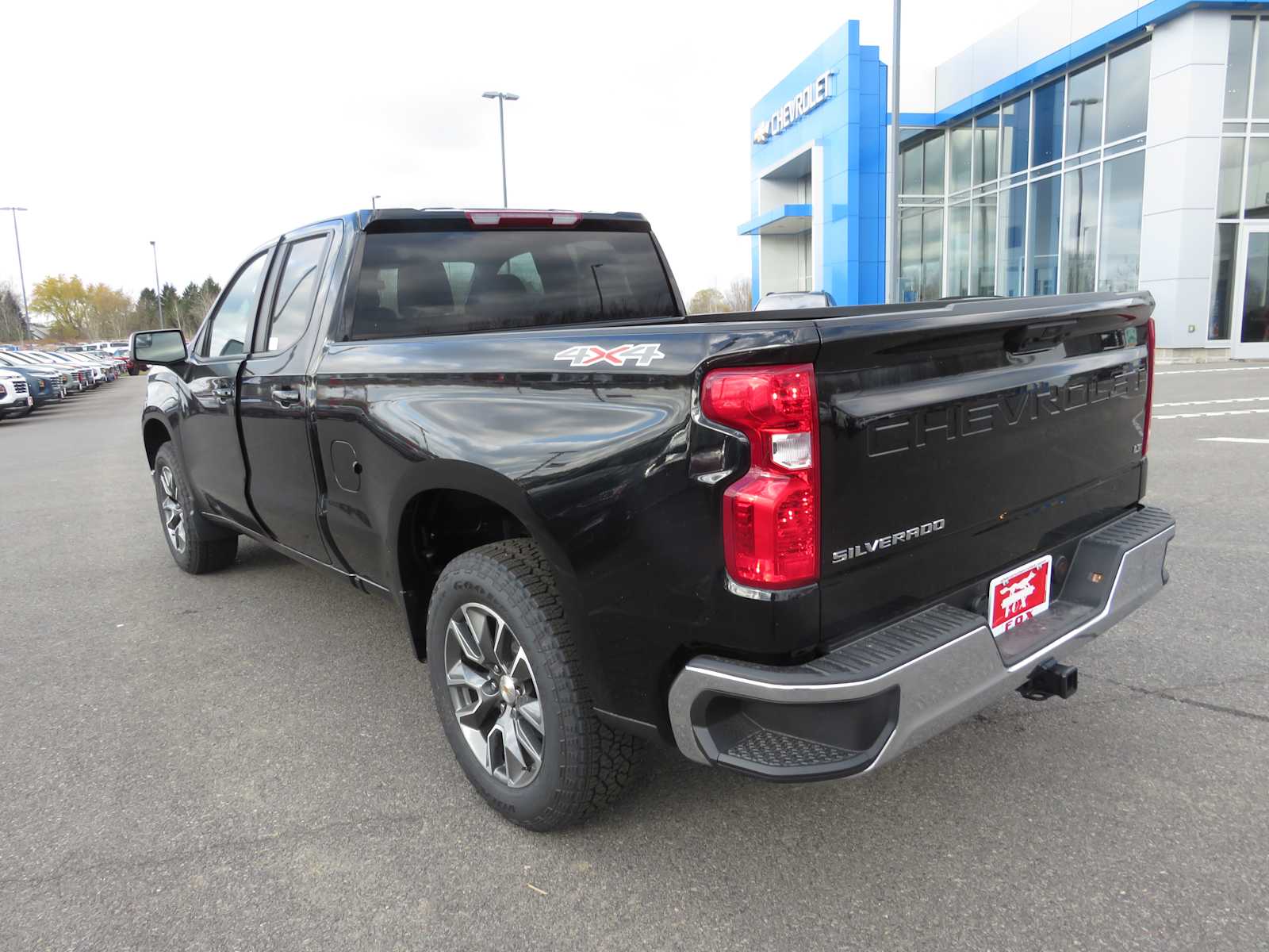 2025 Chevrolet Silverado 1500 LT 4WD Double Cab 147 8