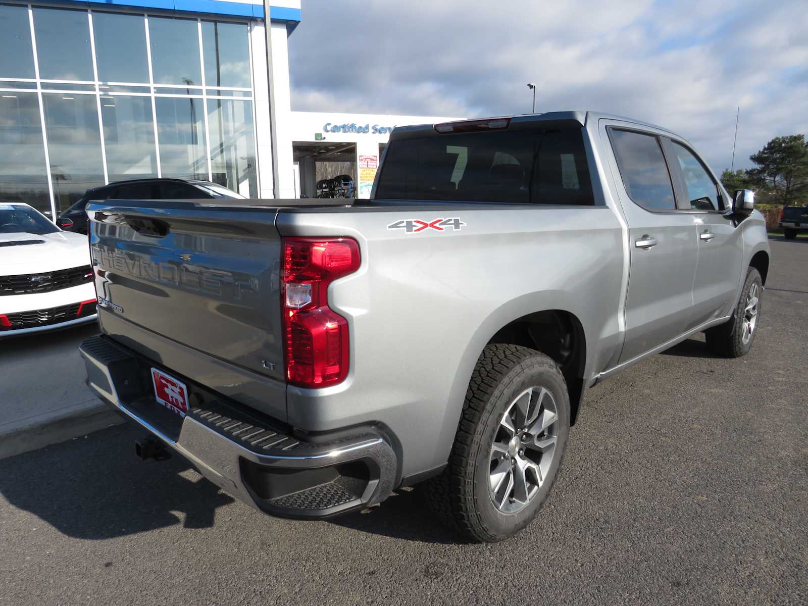 2025 Chevrolet Silverado 1500 LT 4WD Double Cab 147 3