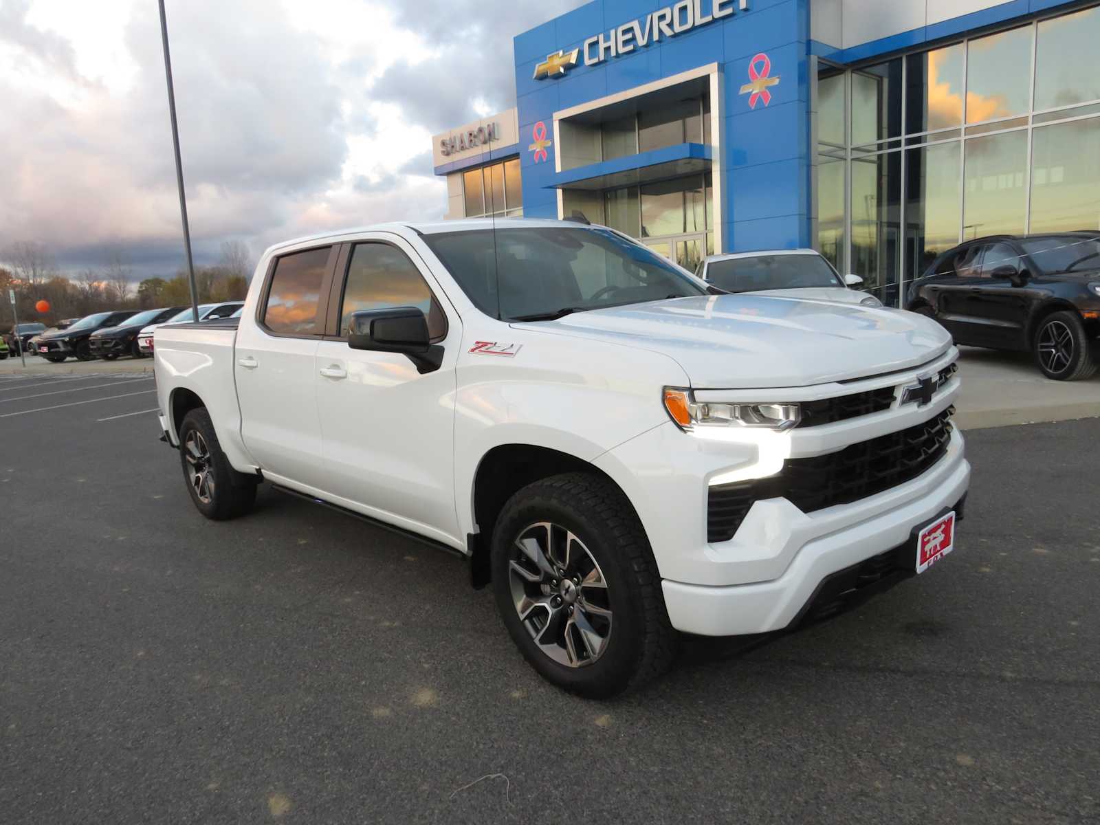 2022 Chevrolet Silverado 1500 RST 4WD Crew Cab 147 2