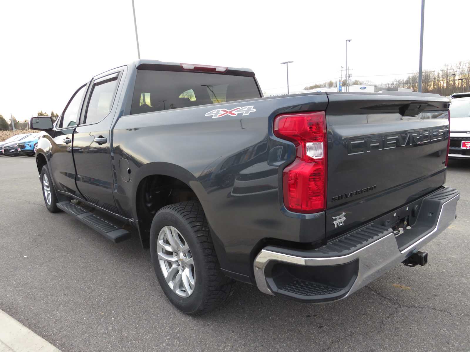 2021 Chevrolet Silverado 1500 LT 4WD Crew Cab 147 5