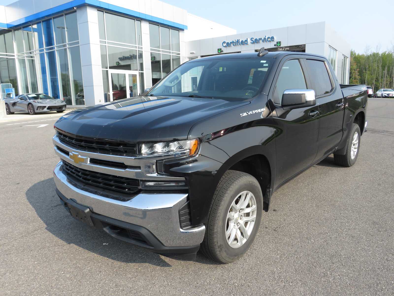 2019 Chevrolet Silverado 1500 LT 4WD Crew Cab 147 8